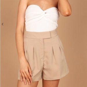 Petal & Pup - NWT Bridget Tailored Shorts - Beige (XL)